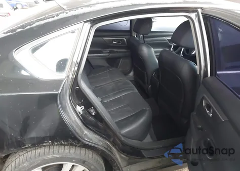 2015 Nissan Altima 3.5 S/3.5 Sl/3.5 Sv z USA, uszkodzony, nr VIN 1N4BL3AP1FC487770